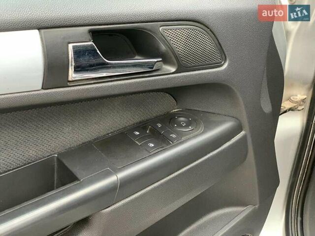 Серый Опель Зафира, объемом двигателя 1.8 л и пробегом 330 тыс. км за 5940 $, фото 20 на Automoto.ua