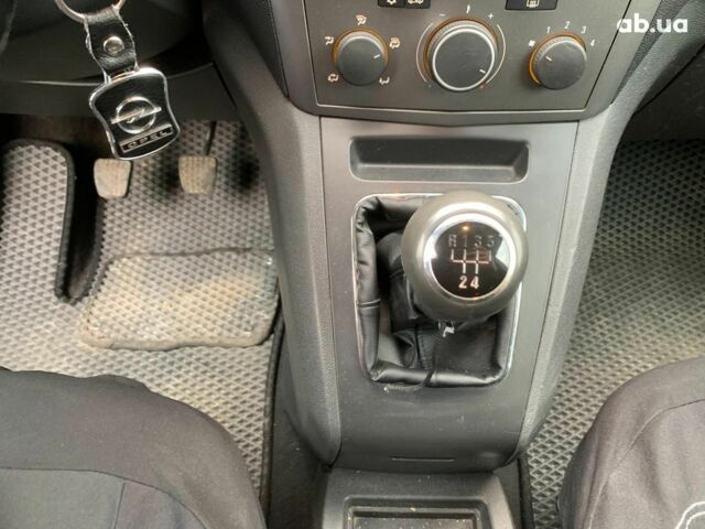 Опель Зафира 2005 в Виннице на Automoto.ua Серый Опель Зафира, объемом двигателя 1.8 л и пробегом 330 тыс. км за 6180 $, фото 34 на Automoto.ua