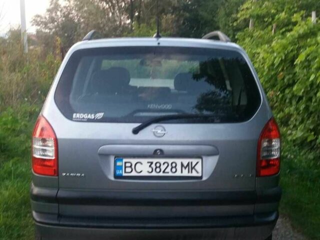 Серый Опель Зафира, объемом двигателя 0 л и пробегом 240 тыс. км за 4900 $, фото 2 на Automoto.ua