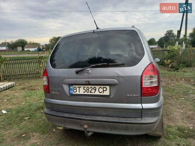 Серый Опель Зафира, объемом двигателя 2 л и пробегом 350 тыс. км за 5500 $, фото 16 на Automoto.ua