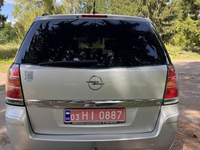 Серый Опель Зафира, объемом двигателя 1.8 л и пробегом 258 тыс. км за 5199 $, фото 6 на Automoto.ua
