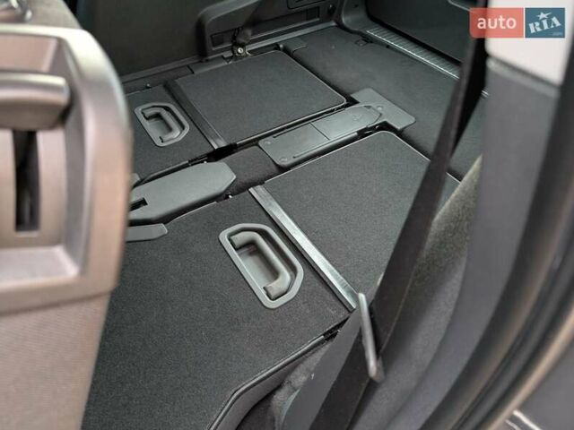 Серый Опель Зафира, объемом двигателя 1.8 л и пробегом 176 тыс. км за 5700 $, фото 13 на Automoto.ua