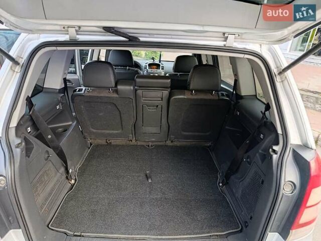 Сірий Опель Зафіра, об'ємом двигуна 1.91 л та пробігом 317 тис. км за 5900 $, фото 7 на Automoto.ua