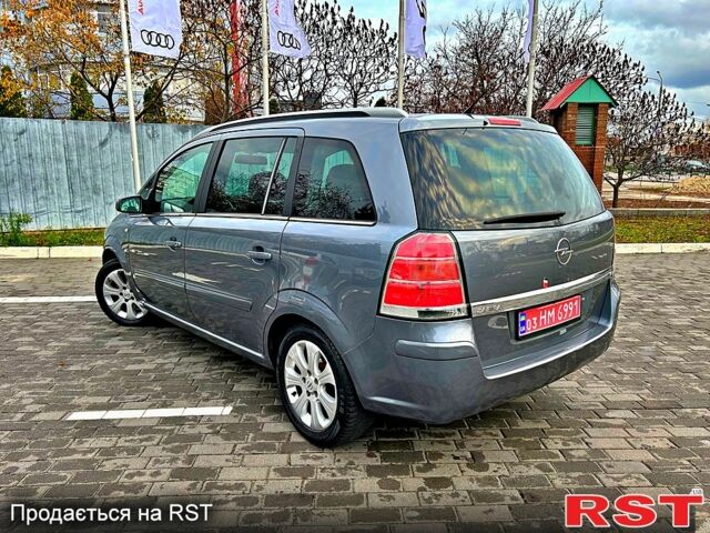 Сірий Опель Зафіра, об'ємом двигуна 1.8 л та пробігом 177 тис. км за 5799 $, фото 4 на Automoto.ua