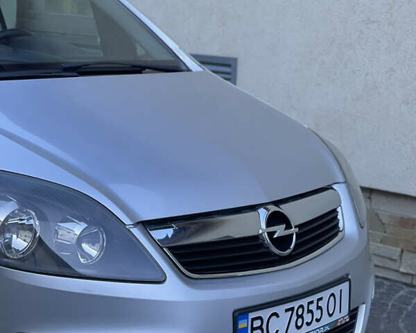 Опель Зафира 2006 в Жовкве на Automoto.ua Серый Опель Зафира, объемом двигателя 1.9 л и пробегом 228 тыс. км за 4999 $, фото 8 на Automoto.ua