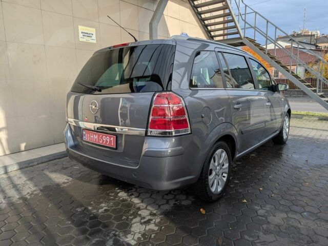 Серый Опель Зафира, объемом двигателя 0 л и пробегом 176 тыс. км за 5500 $, фото 3 на Automoto.ua