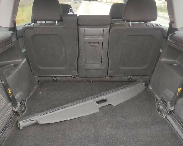 Серый Опель Зафира, объемом двигателя 1.9 л и пробегом 337 тыс. км за 2700 $, фото 13 на Automoto.ua