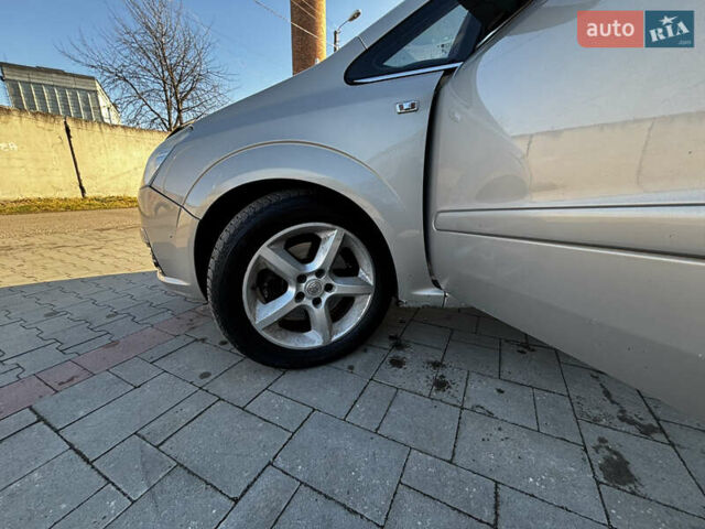 Сірий Опель Зафіра, об'ємом двигуна 1.91 л та пробігом 334 тис. км за 4400 $, фото 9 на Automoto.ua