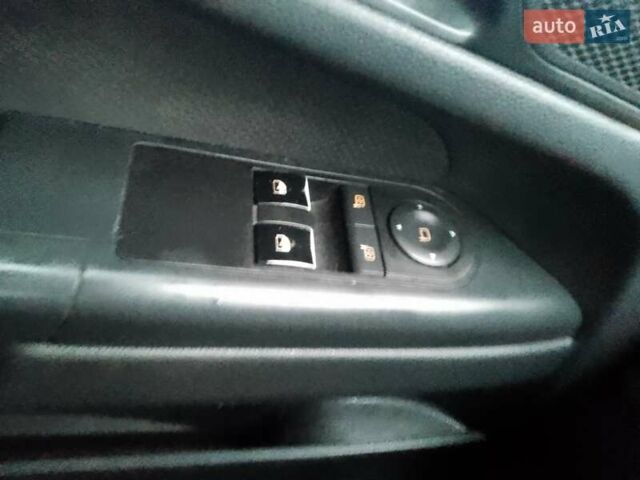 Сірий Опель Зафіра, об'ємом двигуна 1.6 л та пробігом 270 тис. км за 5500 $, фото 1 на Automoto.ua