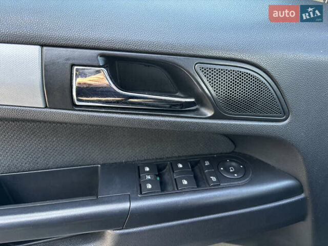 Сірий Опель Зафіра, об'ємом двигуна 1.91 л та пробігом 334 тис. км за 4400 $, фото 36 на Automoto.ua