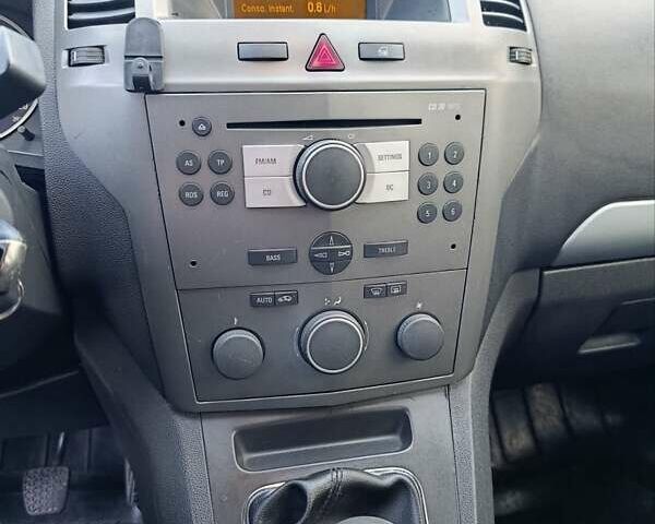 Сірий Опель Зафіра, об'ємом двигуна 1.91 л та пробігом 317 тис. км за 5900 $, фото 12 на Automoto.ua