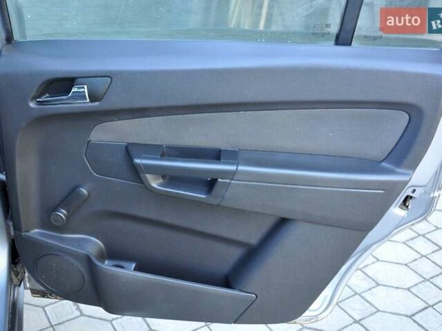 Опель Зафира 2006 в Львове на Automoto.ua Серый Опель Зафира, объемом двигателя 0 л и пробегом 385 тыс. км за 3900 $, фото 23 на Automoto.ua