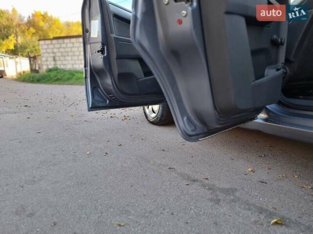 Сірий Опель Зафіра, об'ємом двигуна 1.9 л та пробігом 267 тис. км за 5800 $, фото 19 на Automoto.ua