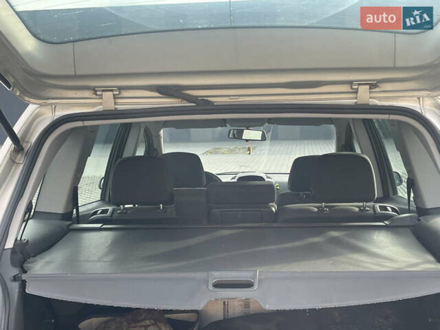 Сірий Опель Зафіра, об'ємом двигуна 1.6 л та пробігом 268 тис. км за 4500 $, фото 8 на Automoto.ua