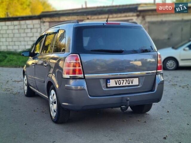 Сірий Опель Зафіра, об'ємом двигуна 1.9 л та пробігом 267 тис. км за 5800 $, фото 10 на Automoto.ua