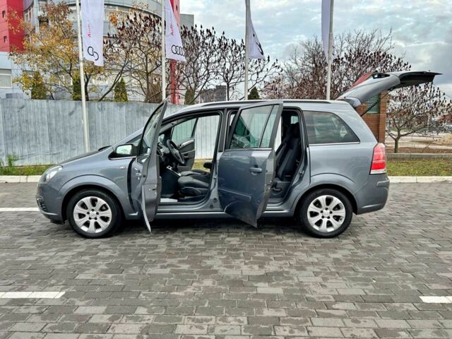 Сірий Опель Зафіра, об'ємом двигуна 1.8 л та пробігом 177 тис. км за 5799 $, фото 6 на Automoto.ua