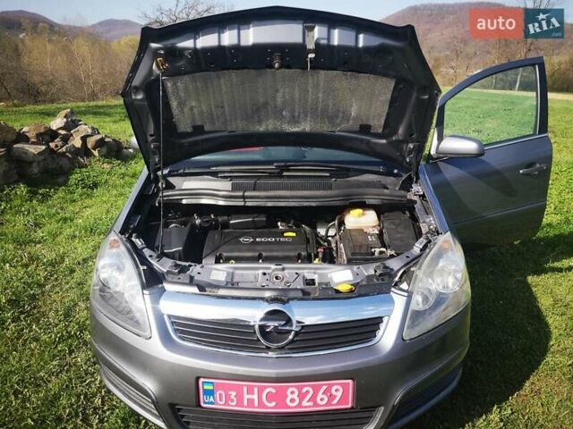 Серый Опель Зафира, объемом двигателя 1.6 л и пробегом 186 тыс. км за 5350 $, фото 21 на Automoto.ua