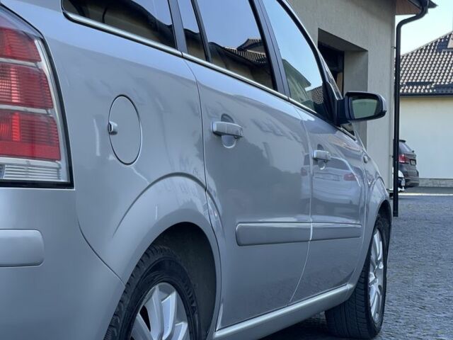 Опель Зафира 2006 в Жовкве на Automoto.ua Серый Опель Зафира, объемом двигателя 1.9 л и пробегом 228 тыс. км за 4999 $, фото 11 на Automoto.ua