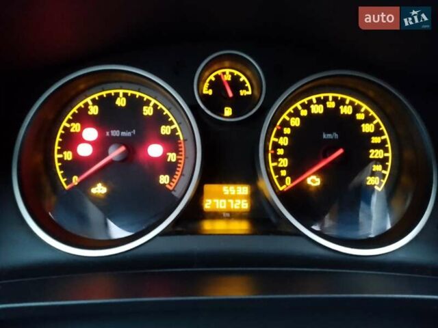 Сірий Опель Зафіра, об'ємом двигуна 1.6 л та пробігом 270 тис. км за 5500 $, фото 19 на Automoto.ua