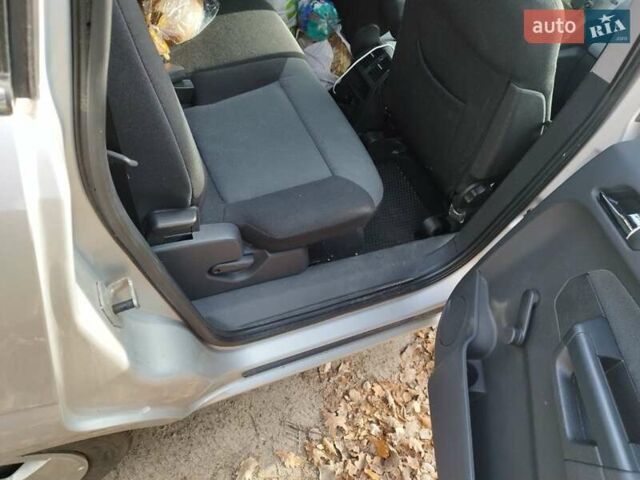 Серый Опель Зафира, объемом двигателя 1.8 л и пробегом 214 тыс. км за 5200 $, фото 25 на Automoto.ua