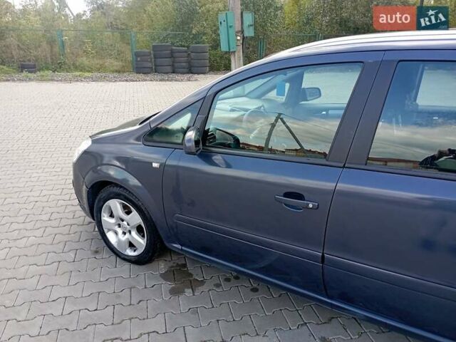 Сірий Опель Зафіра, об'ємом двигуна 2.2 л та пробігом 234 тис. км за 4800 $, фото 16 на Automoto.ua