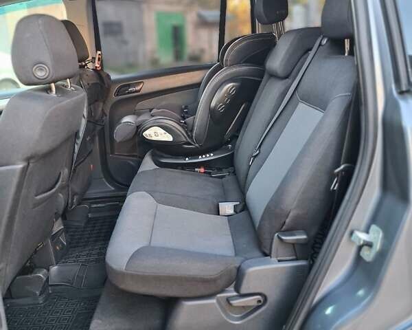 Сірий Опель Зафіра, об'ємом двигуна 1.9 л та пробігом 267 тис. км за 5800 $, фото 26 на Automoto.ua