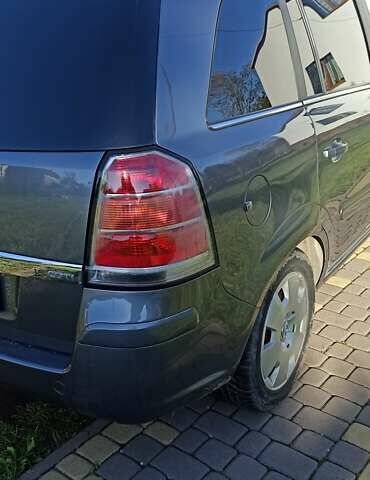 Опель Зафира 2006 в Яворове на Automoto.ua Серый Опель Зафира, объемом двигателя 1.91 л и пробегом 285 тыс. км за 5500 $, фото 4 на Automoto.ua