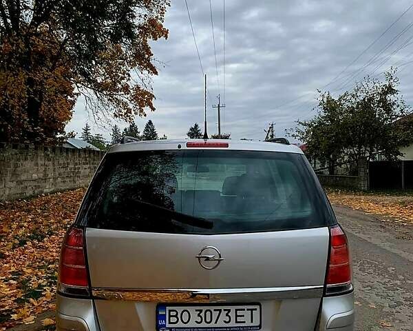 Сірий Опель Зафіра, об'ємом двигуна 1.6 л та пробігом 219 тис. км за 5915 $, фото 5 на Automoto.ua