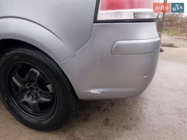 Сірий Опель Зафіра, об'ємом двигуна 1.6 л та пробігом 270 тис. км за 5500 $, фото 10 на Automoto.ua