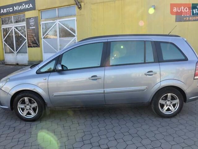 Опель Зафира 2006 в Львове на Automoto.ua Серый Опель Зафира, объемом двигателя 0 л и пробегом 385 тыс. км за 3900 $, фото 14 на Automoto.ua