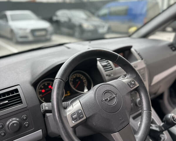 Сірий Опель Зафіра, об'ємом двигуна 1.8 л та пробігом 249 тис. км за 5999 $, фото 25 на Automoto.ua