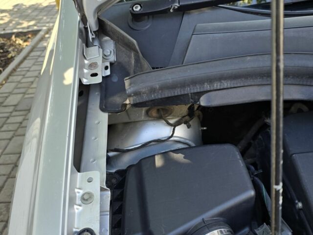 Опель Зафира 2006 в Кривом Роге на Automoto.ua Серый Опель Зафира, объемом двигателя 1.9 л и пробегом 300 тыс. км за 3733 $, фото 11 на Automoto.ua