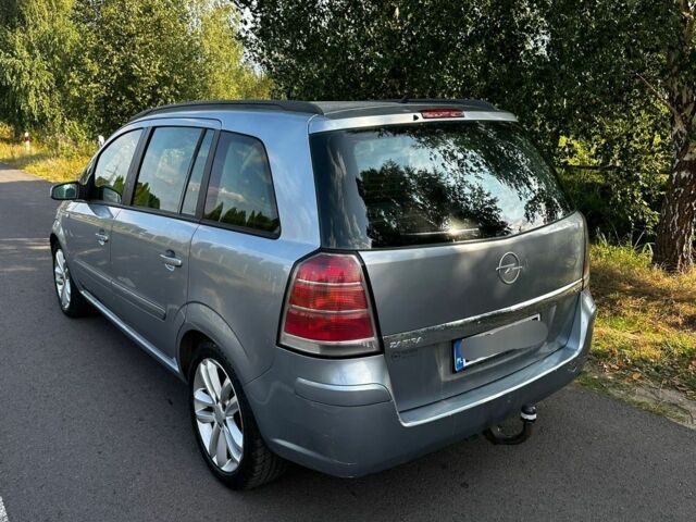 Сірий Опель Зафіра, об'ємом двигуна 1.9 л та пробігом 280 тис. км за 3600 $, фото 2 на Automoto.ua