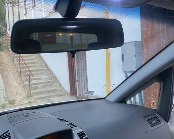 Серый Опель Зафира, объемом двигателя 1.8 л и пробегом 244 тыс. км за 5300 $, фото 7 на Automoto.ua