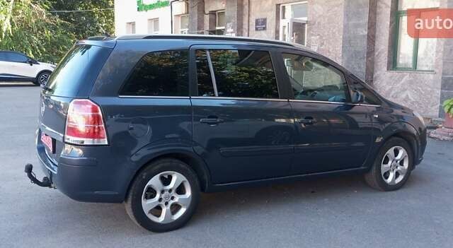 Серый Опель Зафира, объемом двигателя 1.8 л и пробегом 232 тыс. км за 5400 $, фото 13 на Automoto.ua