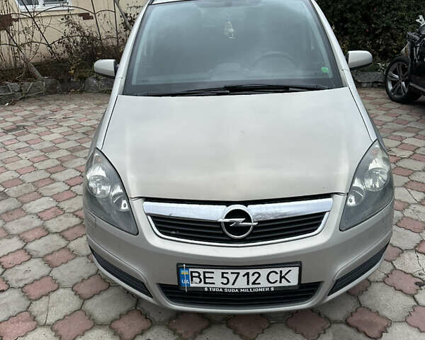 Серый Опель Зафира, объемом двигателя 1.91 л и пробегом 410 тыс. км за 4300 $, фото 10 на Automoto.ua