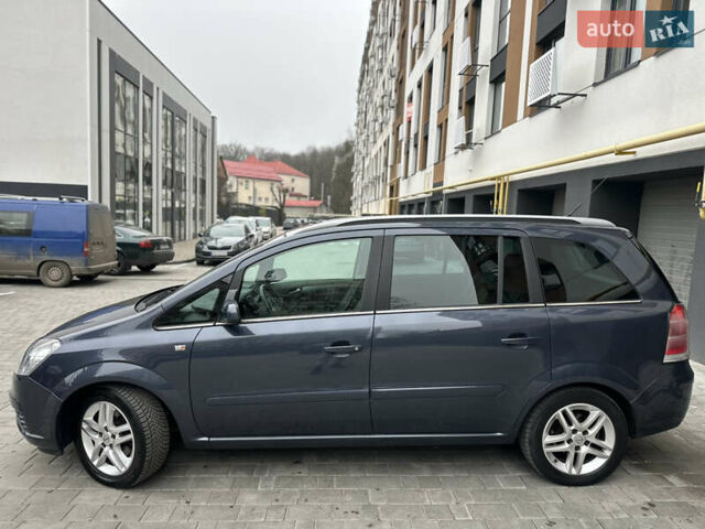 Сірий Опель Зафіра, об'ємом двигуна 1.8 л та пробігом 249 тис. км за 5999 $, фото 7 на Automoto.ua