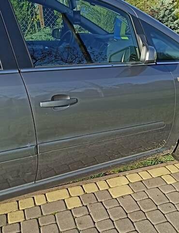 Опель Зафира 2006 в Яворове на Automoto.ua Серый Опель Зафира, объемом двигателя 1.91 л и пробегом 285 тыс. км за 5500 $, фото 5 на Automoto.ua