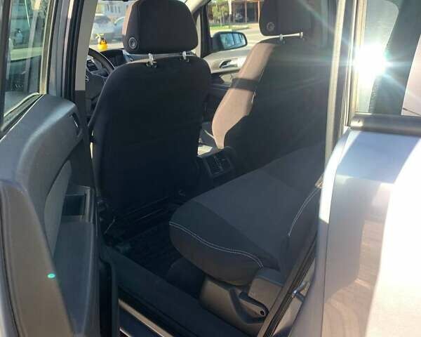 Серый Опель Зафира, объемом двигателя 1.9 л и пробегом 260 тыс. км за 5900 $, фото 31 на Automoto.ua