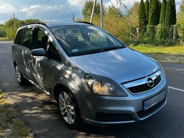 Сірий Опель Зафіра, об'ємом двигуна 1.9 л та пробігом 280 тис. км за 3600 $, фото 4 на Automoto.ua