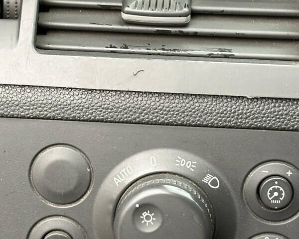 Сірий Опель Зафіра, об'ємом двигуна 1.6 л та пробігом 327 тис. км за 6700 $, фото 5 на Automoto.ua