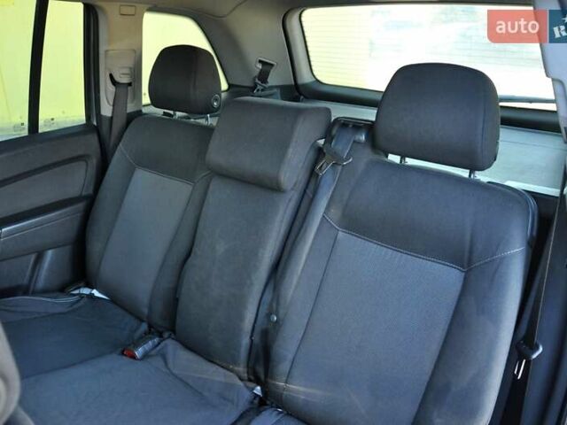 Опель Зафира 2006 в Львове на Automoto.ua Серый Опель Зафира, объемом двигателя 0 л и пробегом 385 тыс. км за 3900 $, фото 21 на Automoto.ua