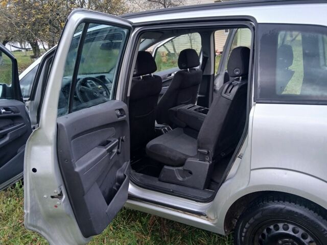 Опель Зафира 2006 в Луцке на Automoto.ua Серый Опель Зафира, объемом двигателя 1.6 л и пробегом 307 тыс. км за 4600 $, фото 3 на Automoto.ua