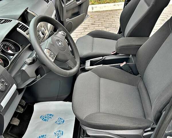 Серый Опель Зафира, объемом двигателя 1.8 л и пробегом 177 тыс. км за 5799 $, фото 14 на Automoto.ua