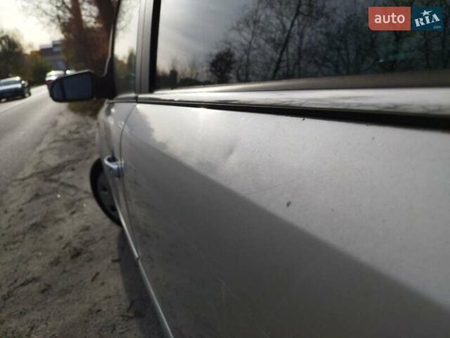 Серый Опель Зафира, объемом двигателя 1.8 л и пробегом 214 тыс. км за 5200 $, фото 30 на Automoto.ua