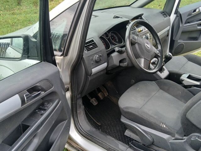 Опель Зафира 2006 в Луцке на Automoto.ua Серый Опель Зафира, объемом двигателя 1.6 л и пробегом 307 тыс. км за 4600 $, фото 8 на Automoto.ua