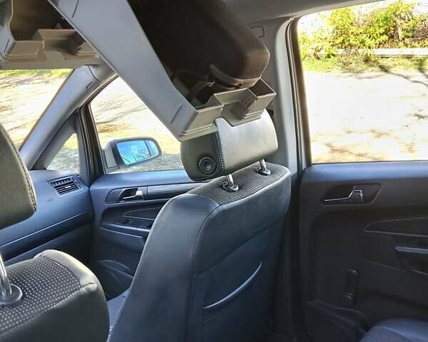 Сірий Опель Зафіра, об'ємом двигуна 1.91 л та пробігом 270 тис. км за 5300 $, фото 9 на Automoto.ua