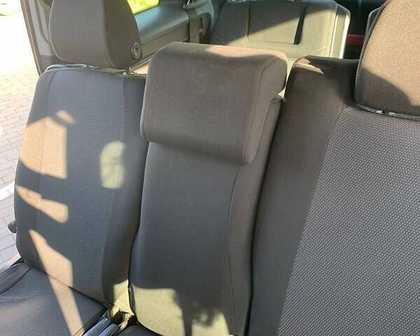 Серый Опель Зафира, объемом двигателя 1.9 л и пробегом 260 тыс. км за 5900 $, фото 14 на Automoto.ua