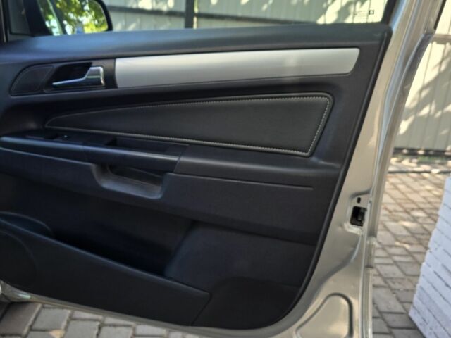 Опель Зафира 2006 в Кривом Роге на Automoto.ua Серый Опель Зафира, объемом двигателя 1.9 л и пробегом 300 тыс. км за 3733 $, фото 16 на Automoto.ua