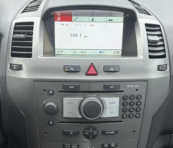 Серый Опель Зафира, объемом двигателя 2 л и пробегом 300 тыс. км за 2950 $, фото 14 на Automoto.ua